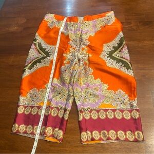 Zara Multicolor Patterned Cropped Pants